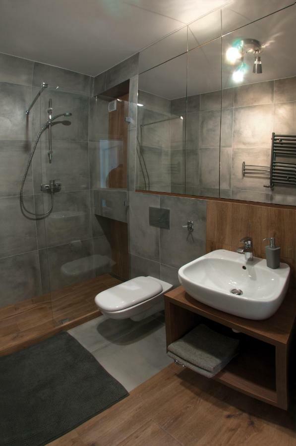 Old Town Grand Theatre Apartment وارسو المظهر الخارجي الصورة